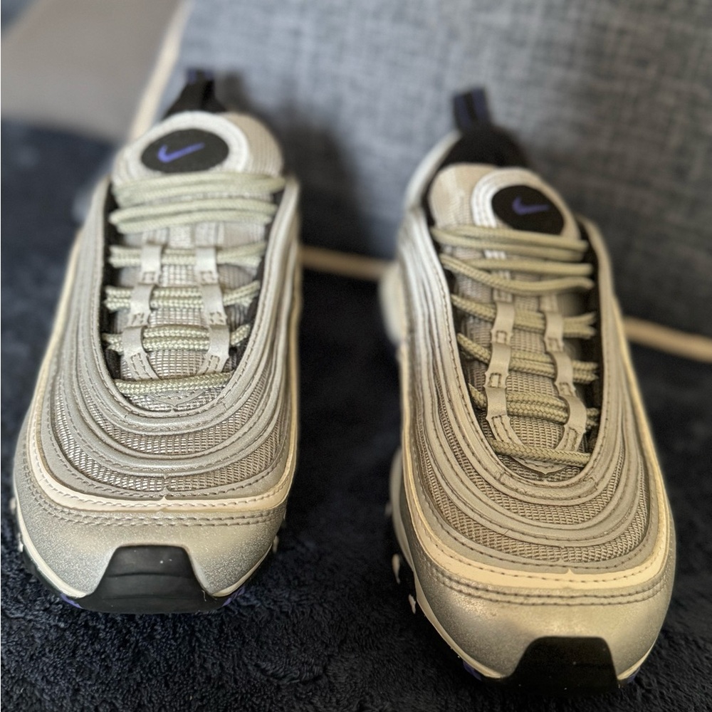 Nike Black and White Sneakers